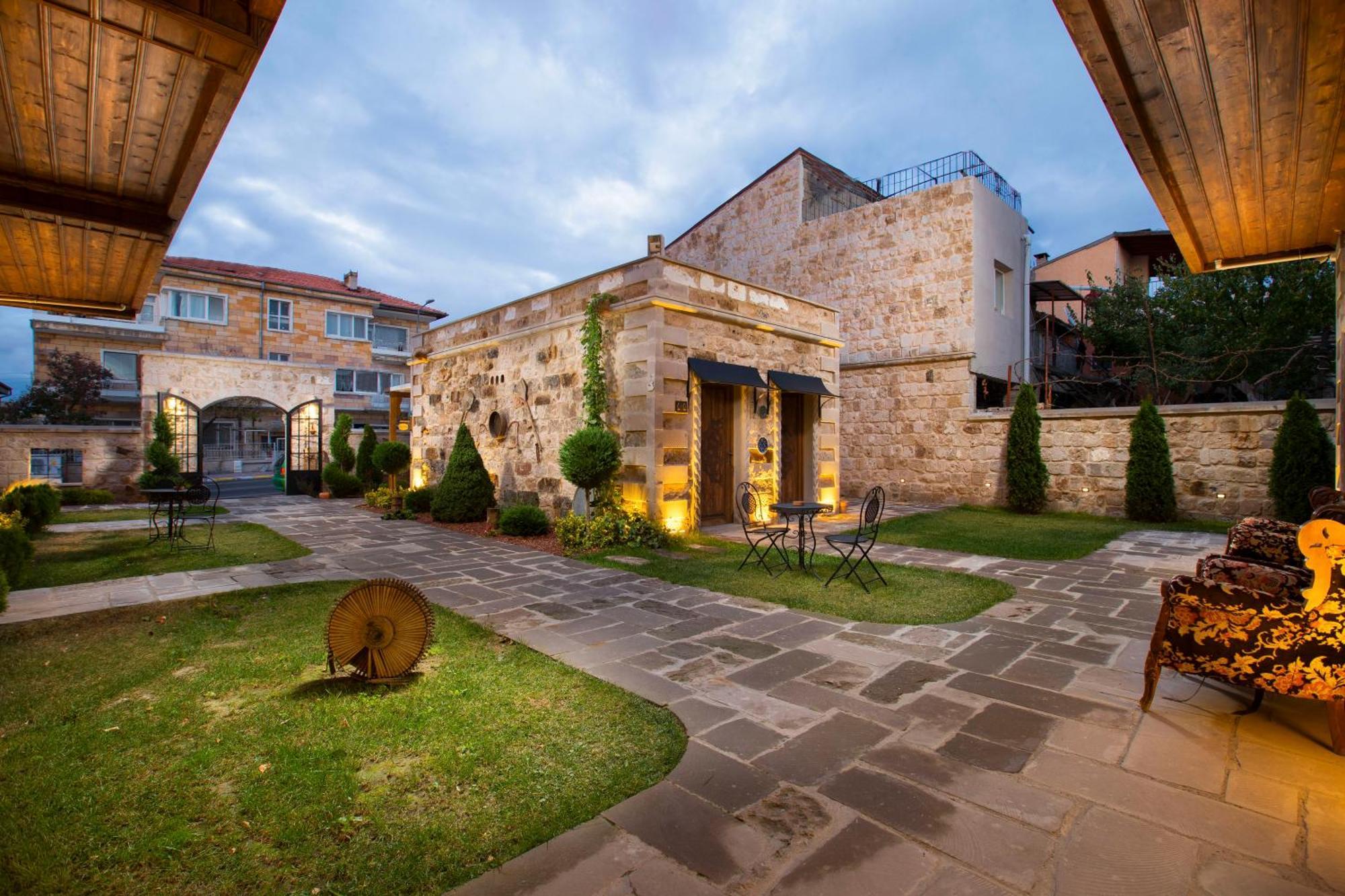 Woox Cappadocia Hotel อุตชิซาร์ ภายนอก รูปภาพ
