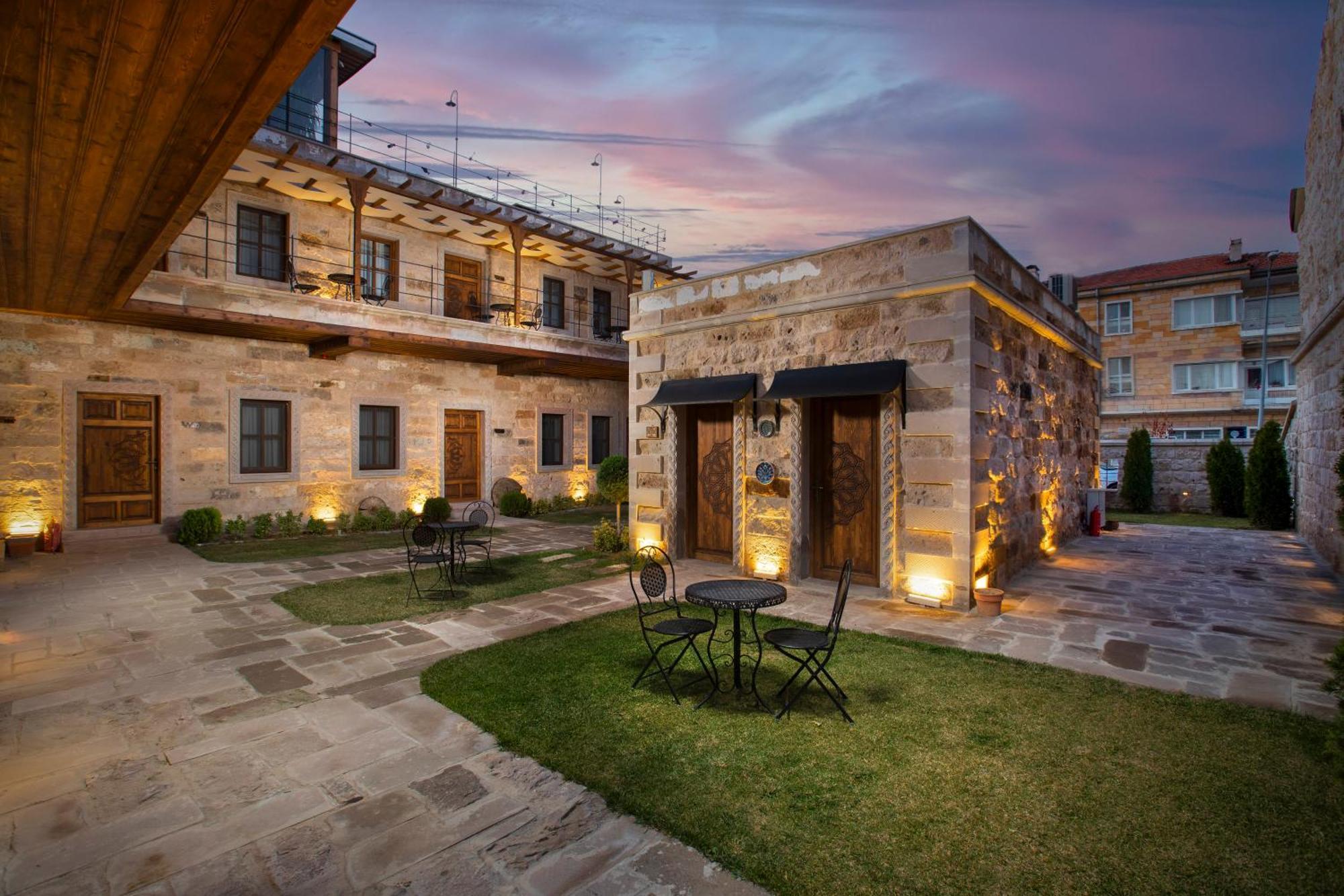 Woox Cappadocia Hotel อุตชิซาร์ ภายนอก รูปภาพ